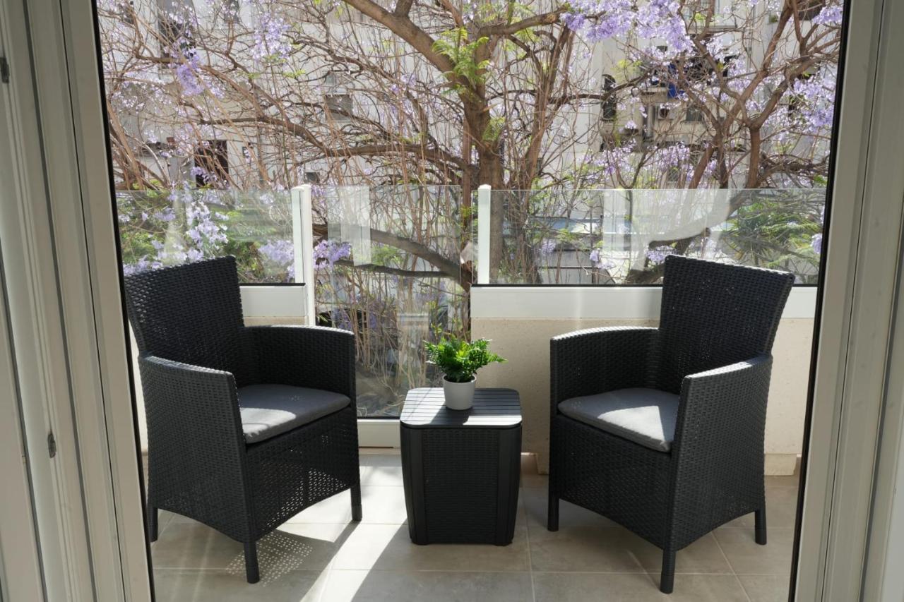 Homega - City Center New Apartment Bari Esterno foto