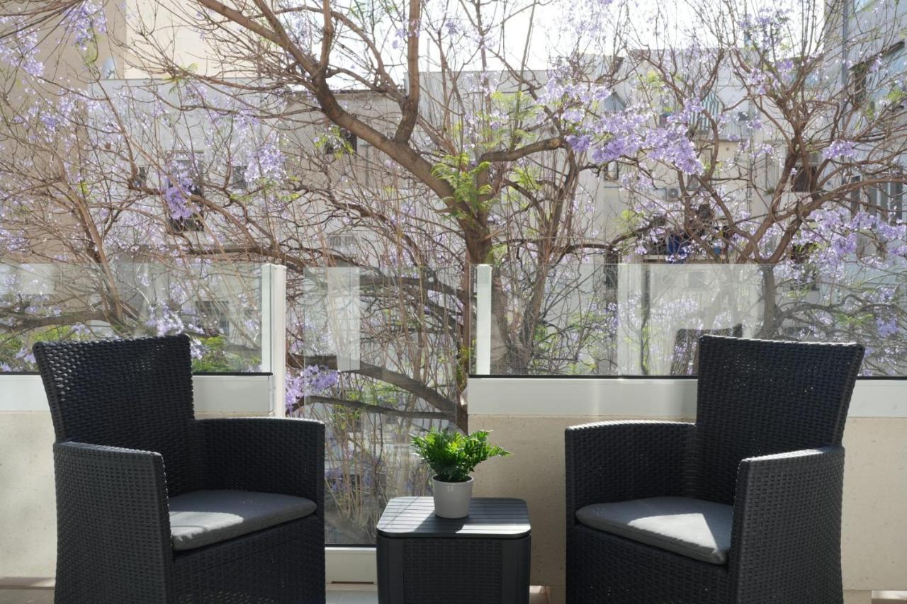 Homega - City Center New Apartment Bari Esterno foto